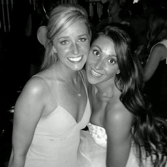 Meet your Posher, Brie - Picture 3 of 5